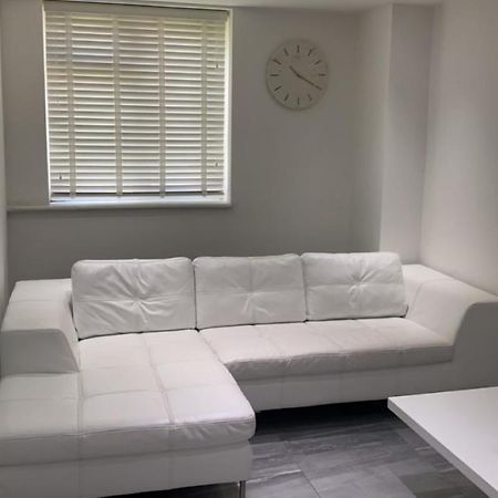Luxurious High Spec 1 Bedroom Apartment In London Eltham Exterior foto